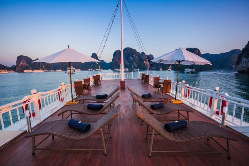 Bhaya Classic Cruises Ha Long Exterior foto